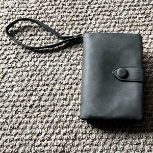 Small clutch wallet